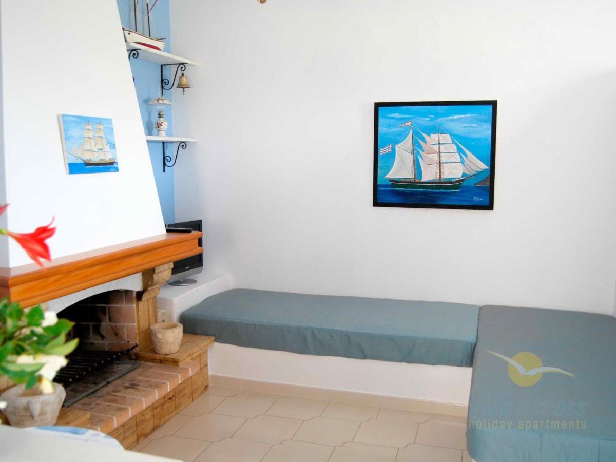 Albatross Holiday Apartments 아기오스 소스티스 외부 사진